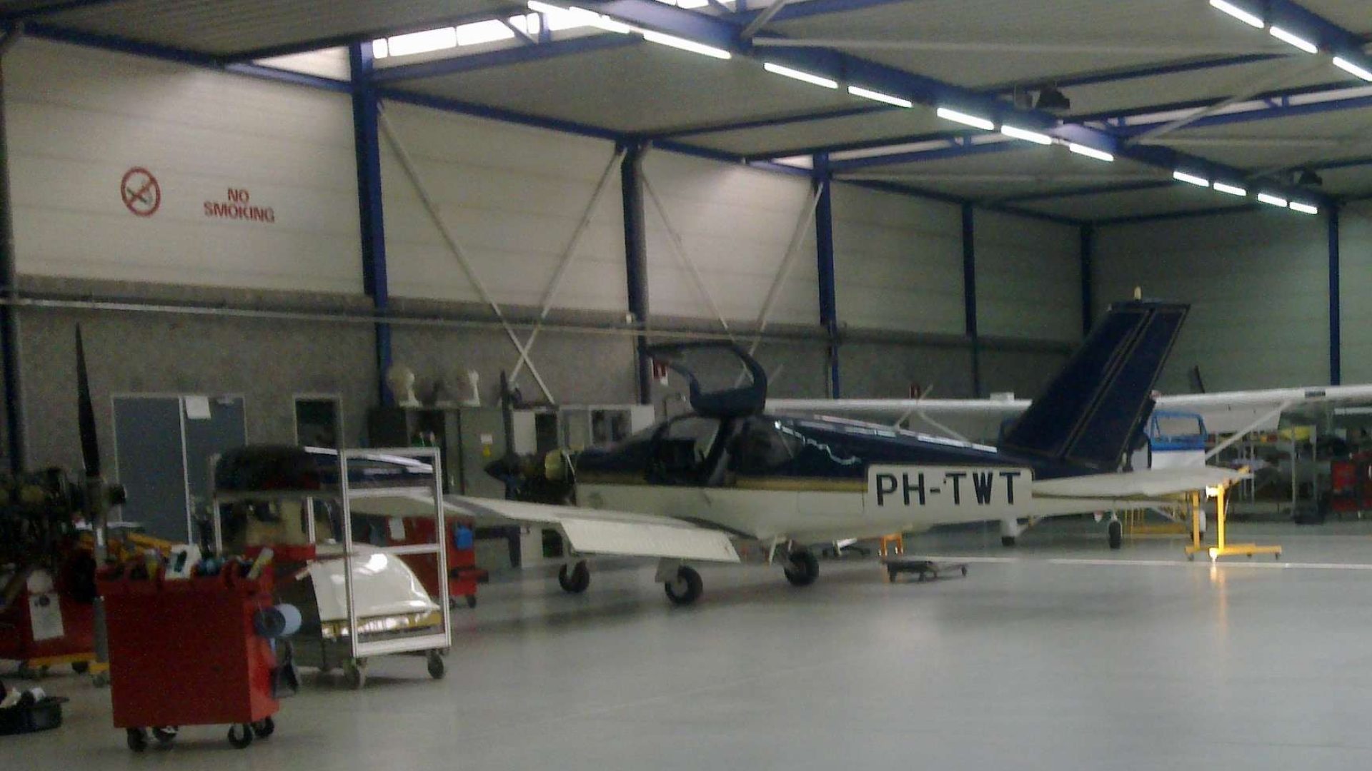 Coatingvloer-Hangar-2